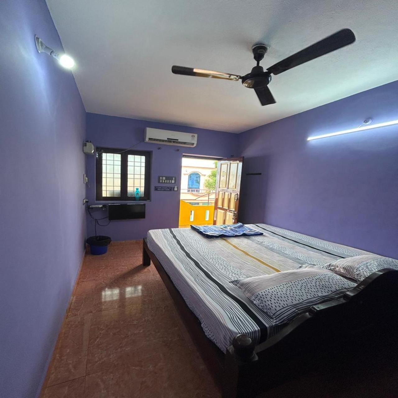 Eagle Nest Residency Hotel Kottakuppam Buitenkant foto