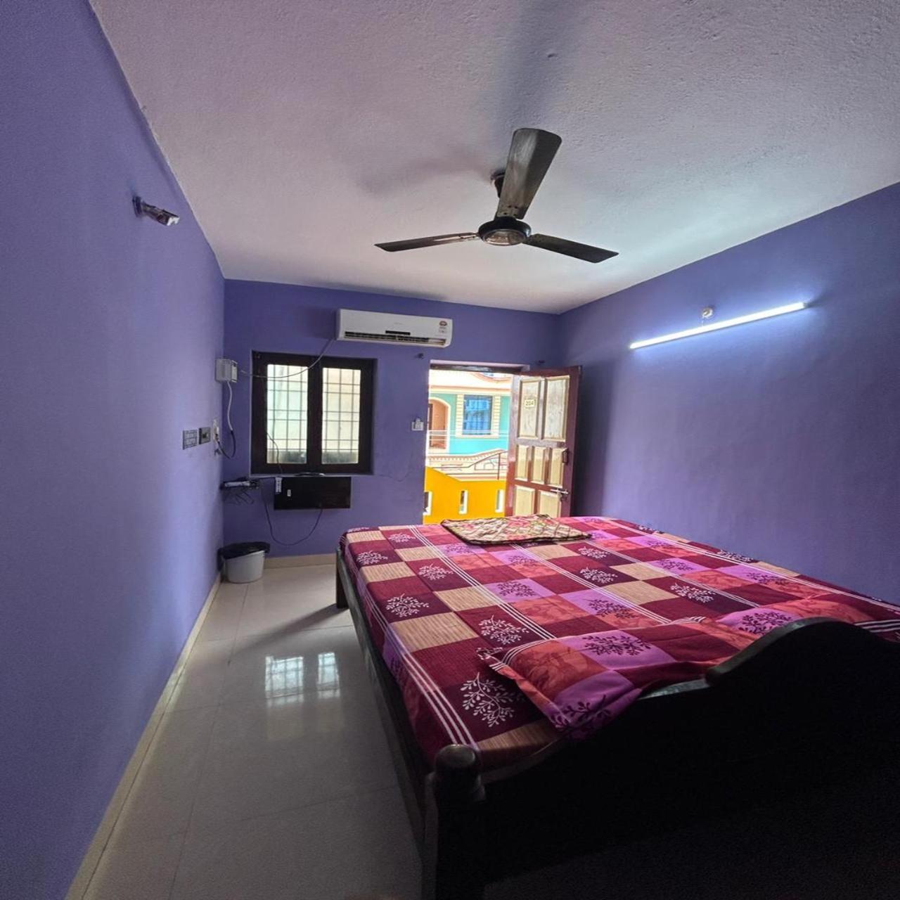 Eagle Nest Residency Hotel Kottakuppam Buitenkant foto